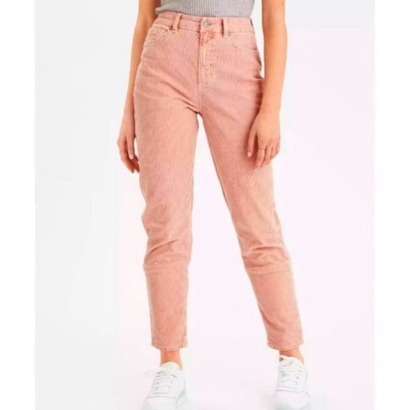 American Eagle Pink Corduroy Mom Jean High Rise Dusty Pink 12 / 31 - Picture 11 of 11